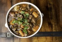 Boeuf bourguignon mijoté longuement & gratin de pommes de terre
